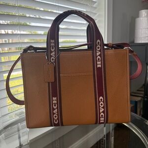 COACH SMITH TOTE SHOULDER BAG